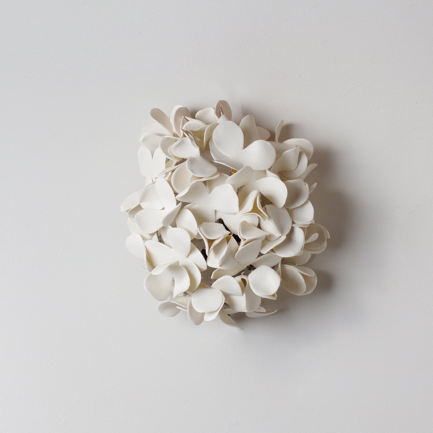 Eterna Wall Lamp