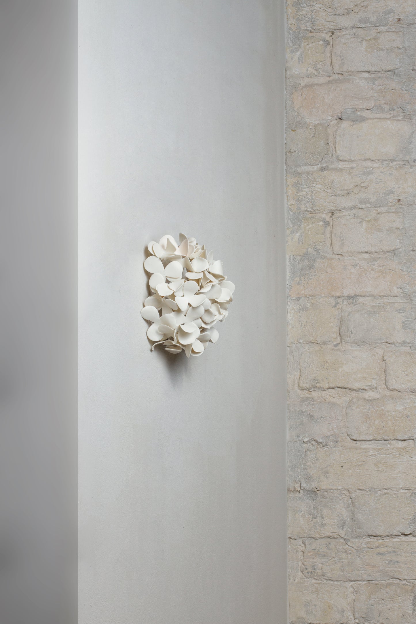 Eterna Wall Lamp
